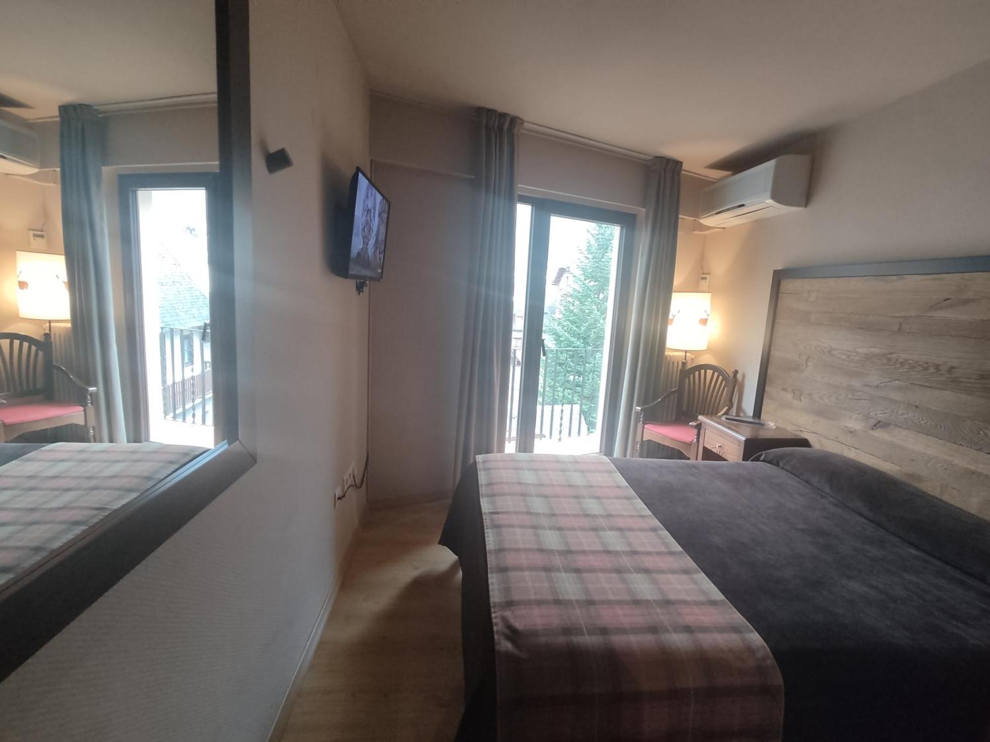 Riu Nere Mountain Hotel Vielha e Mijaran Zimmer foto